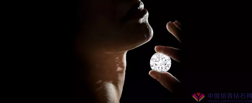 业界必读的三月份数据信号：全世界钻石交易变缓，一季度克拉钻石平均价增涨2.8%